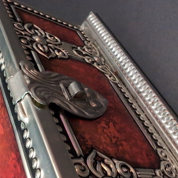 Vintage Blue Bird Confectionery Harry Vincent Red/Silver Tin. - Picture 7 of 11